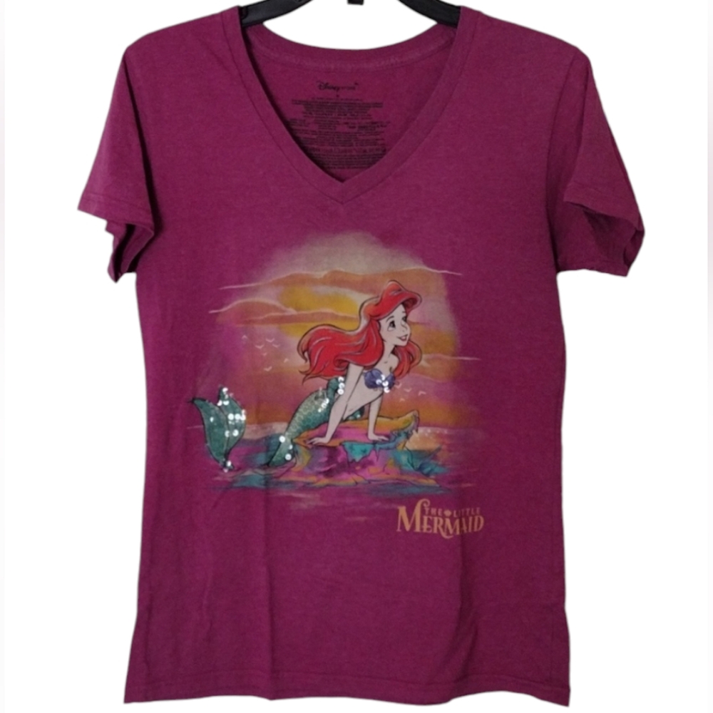 Disney The Little Mermaid Multicolor Magenta Sequined T-shirt Size Medium
